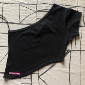 Cropped tee